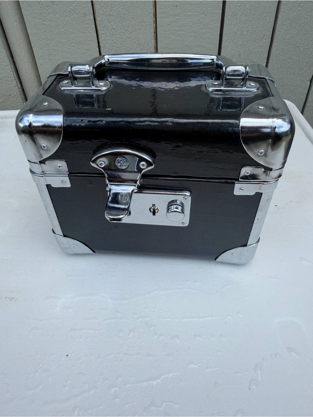 Black and Silver Travel Jewelry Case with Lock and key
